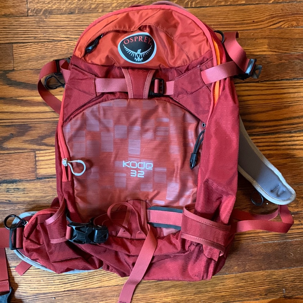Osprey Kode 32L ski gear pack